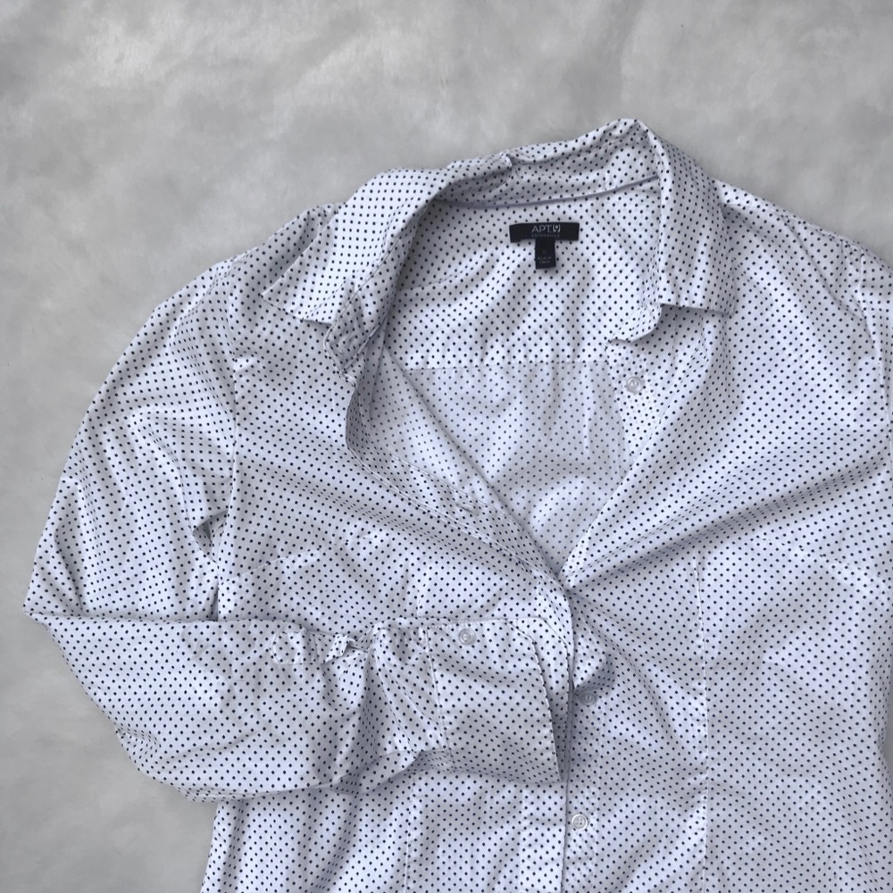 Apt. 9 White and Black Patterned Button Up Size S